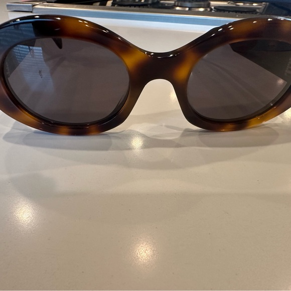 Celine Triomphe Oval Sunglasses - Picture 3 of 4